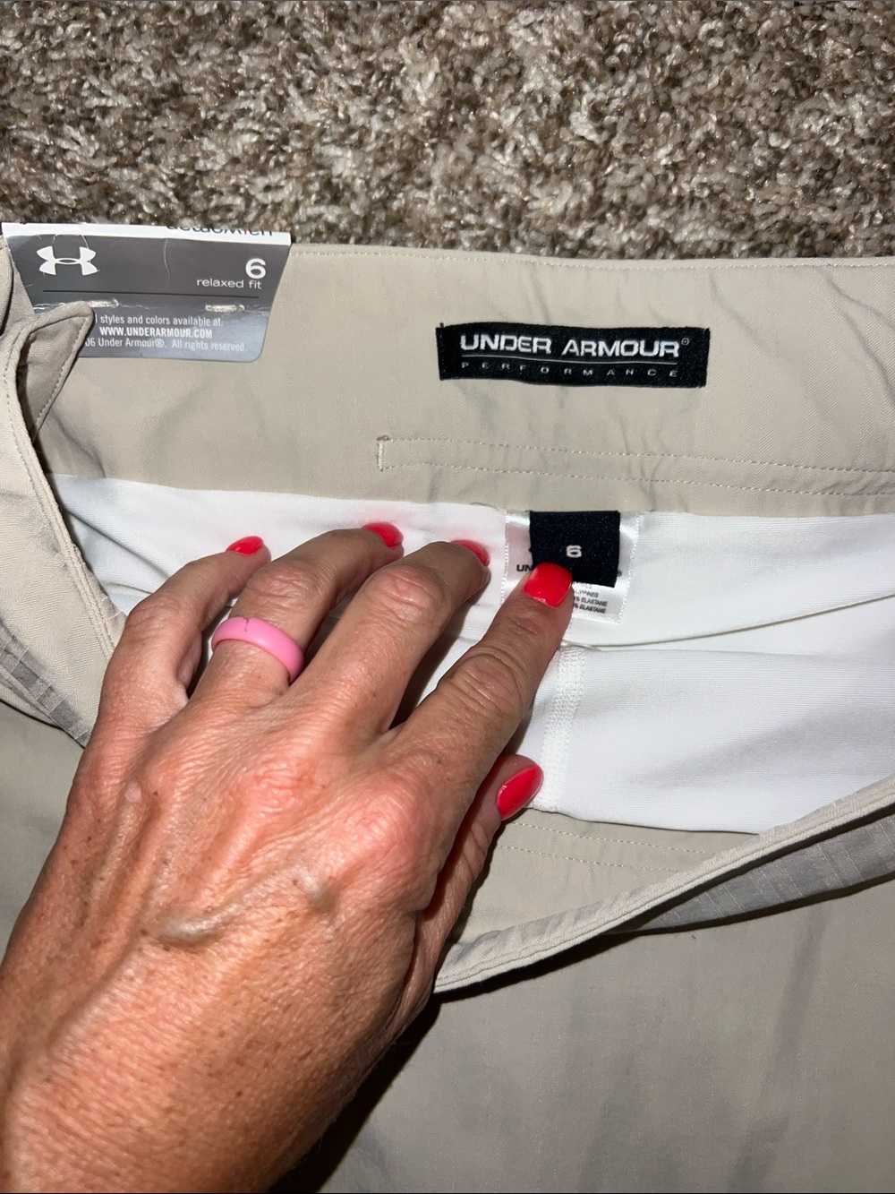 NWT! Under Armour Relaxed Fit Khaki Performance Golf Skort size 6! - Picture 4 of 16